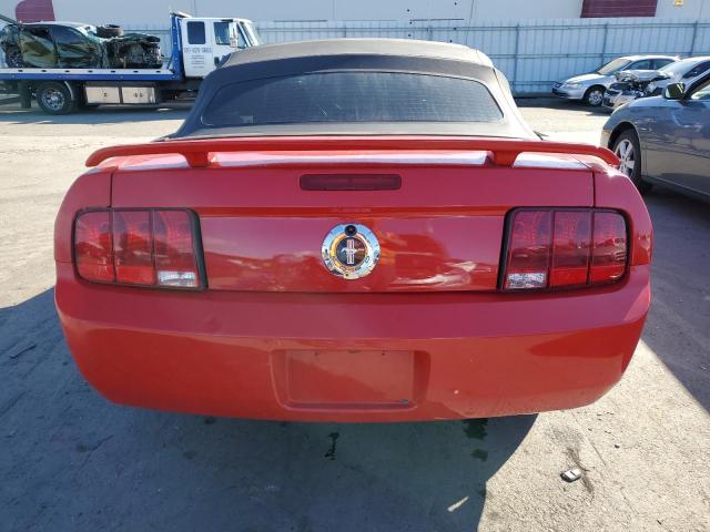 1ZVHT84N685134568 - 2008 FORD MUSTANG RED photo 6