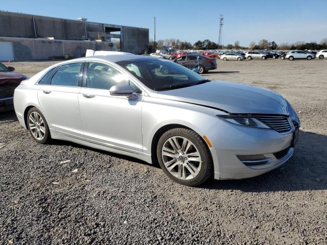 3LN6L2J96FR621094 - 2015 LINCOLN MKZ SILVER photo 4