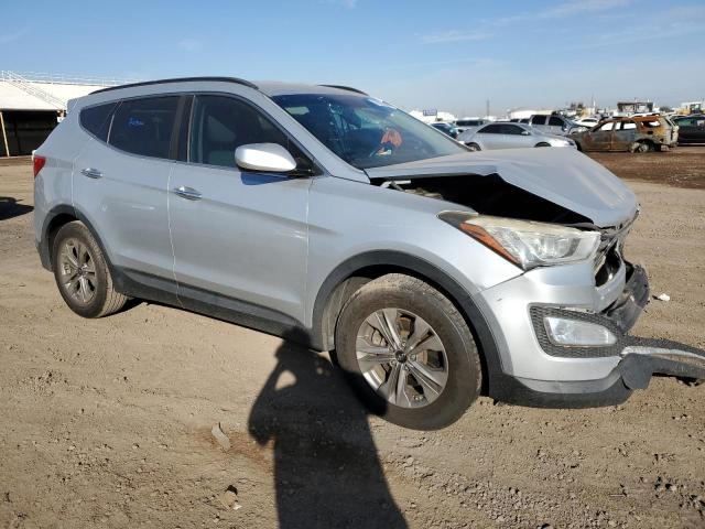 5XYZU3LB4GG366025 - 2016 HYUNDAI SANTA FE S SILVER photo 4