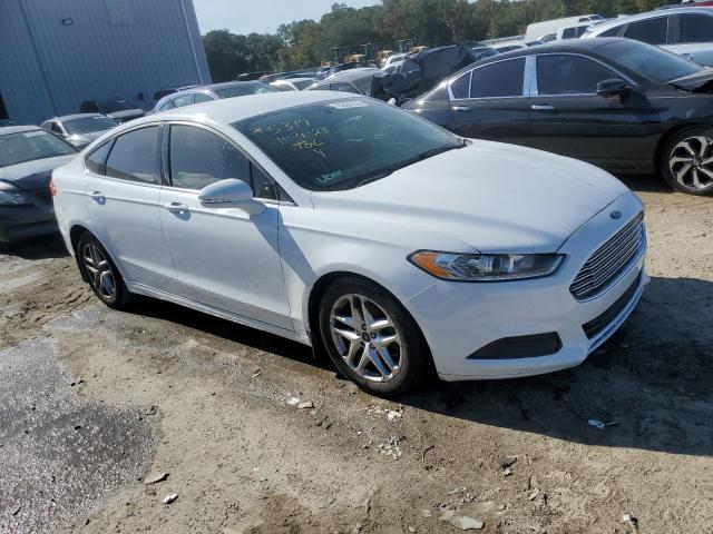 3FA6P0H71ER190895 - 2014 FORD FUSION SE WHITE photo 4