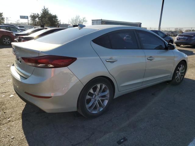 5NPD84LF3HH040217 - 2017 HYUNDAI ELANTRA SE SILVER photo 3