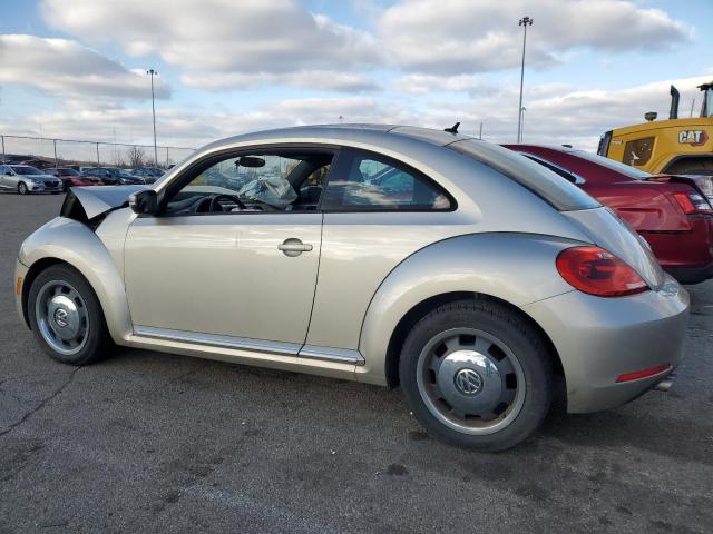 3VWHP7AT3CM635843 - 2012 VOLKSWAGEN BEETLE TAN photo 2