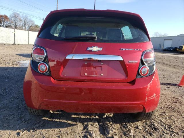 1G1JE6SB2F4199750 - 2015 CHEVROLET SONIC LTZ RED photo 6