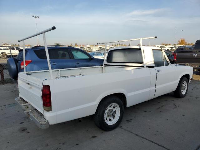 SGTATA55205 - 1978 FORD COURIER WHITE photo 3