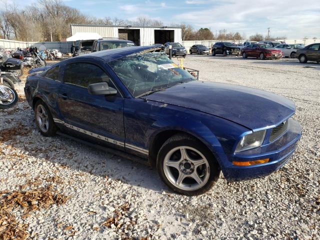 1ZVFT80NX65119615 - 2006 FORD MUSTANG BLUE photo 4