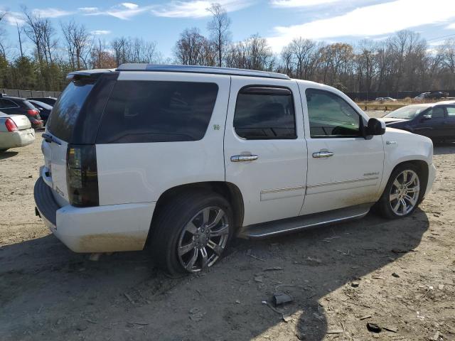 1GKS1GEJ3BR121723 - 2011 GMC YUKON DENALI HYBRID WHITE photo 3