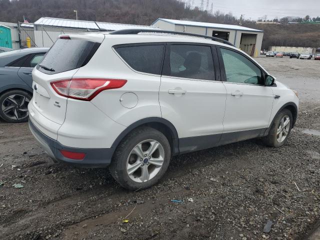 1FMCU9GX7GUA00925 - 2016 FORD ESCAPE SE WHITE photo 3