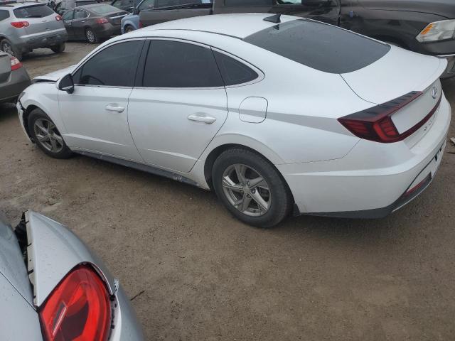 5NPEG4JA4MH125883 - 2021 HYUNDAI SONATA SE WHITE photo 2