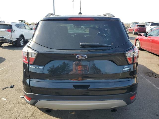 1FMCU0GD6JUC00400 - 2018 FORD ESCAPE SE BLACK photo 6