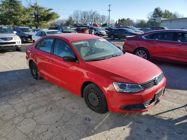 3VW2K7AJ7CM462928 - 2012 VOLKSWAGEN JETTA BASE RED photo 4