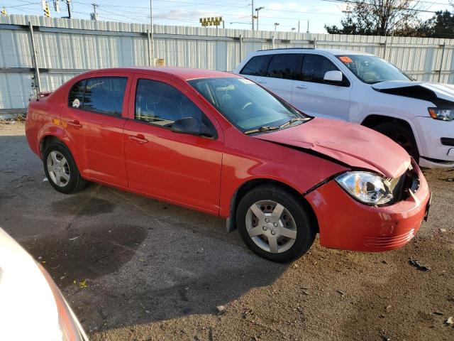 1G1AK52F857664924 - 2005 CHEVROLET COBALT RED photo 4