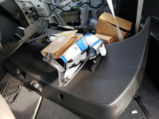 5GAERBKWXJJ217559 - 2018 BUICK ENCLAVE ESSENCE 白色 照片 13