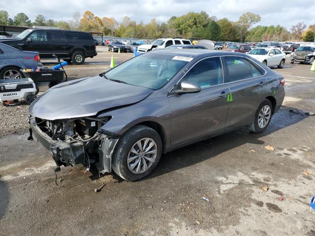 4T1BF1FK2GU545136 - 2016 TOYOTA CAMRY LE GRAY photo 1