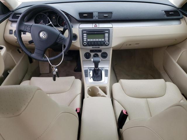 WVWJK93C89P051288 - 2009 VOLKSWAGEN PASSAT TURBO BEIGE photo 8