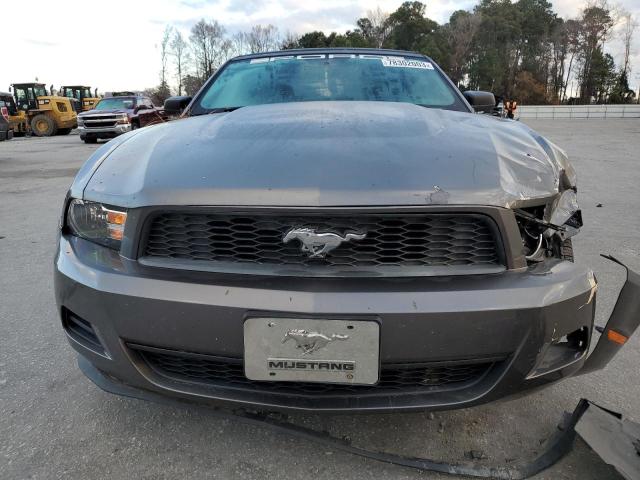 1ZVBP8EN5A5171917 - 2010 FORD MUSTANG GRAY photo 5