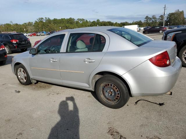 1G1AK52F857524498 - 2005 CHEVROLET COBALT SILVER photo 2