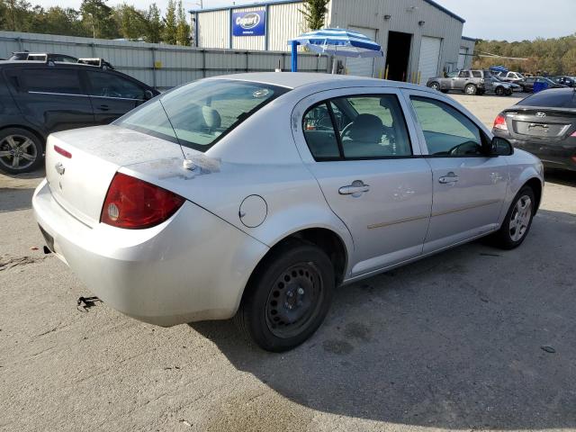 1G1AK52F857524498 - 2005 CHEVROLET COBALT SILVER photo 3