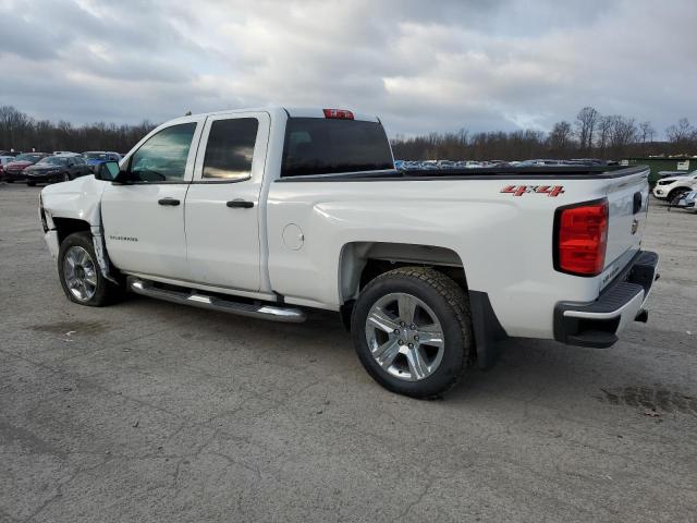 2GCVKMEC1K1244662 - 2019 CHEVROLET SILVERADO K1500 CUSTOM WHITE photo 2