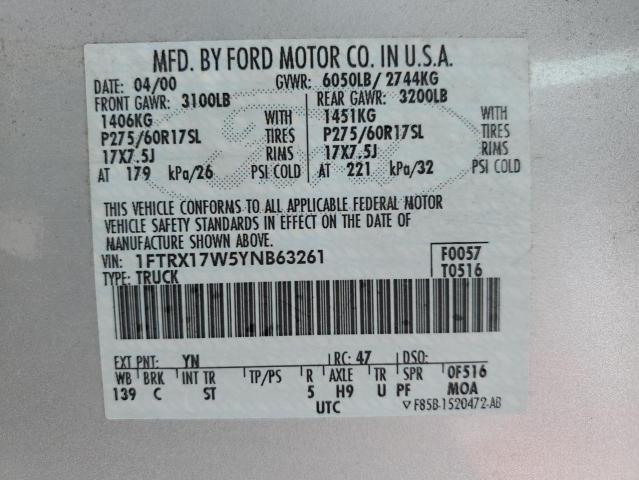 1FTRX17W5YNB63261 - 2000 FORD F150 SILVER photo 12