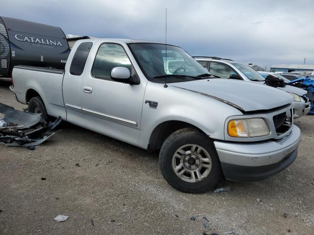 1FTRX17W5YNB63261 - 2000 FORD F150 SILVER photo 4