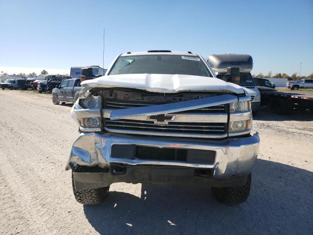 1GC4KYC81GF291496 - 2016 CHEVROLET SILVERADO K3500 WHITE photo 5