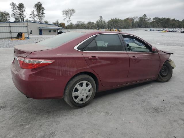 4T1BF1FK1HU746589 - 2017 TOYOTA CAMRY LE RED photo 3