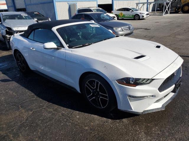 1FATP8UH4M5121409 - 2021 FORD MUSTANG WHITE photo 4