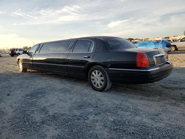 1L1FM81WX4Y673799 - 2004 LINCOLN TOWN CAR EXECUTIVE BLACK photo 2