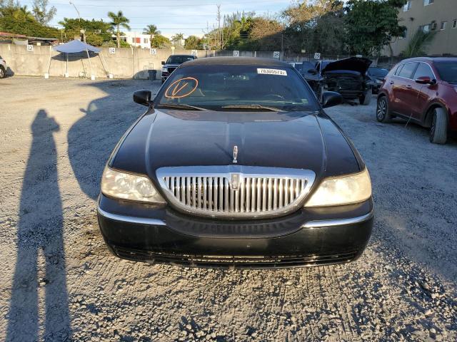 1L1FM81WX4Y673799 - 2004 LINCOLN TOWN CAR EXECUTIVE BLACK photo 5