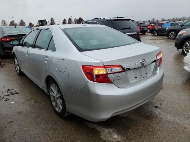 4T4BF1FK1ER398455 - 2014 TOYOTA CAMRY L SILVER photo 2