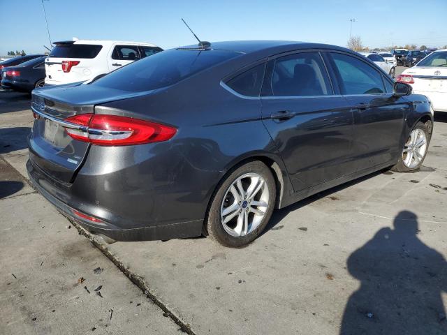 3FA6P0HD5JR268661 - 2018 FORD FUSION SE GRAY photo 3