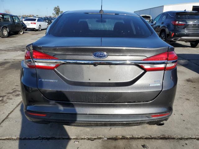 3FA6P0HD5JR268661 - 2018 FORD FUSION SE GRAY photo 6