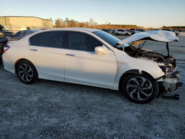 1HGCR3F07GA023115 - 2016 HONDA ACCORD EXL WHITE photo 4