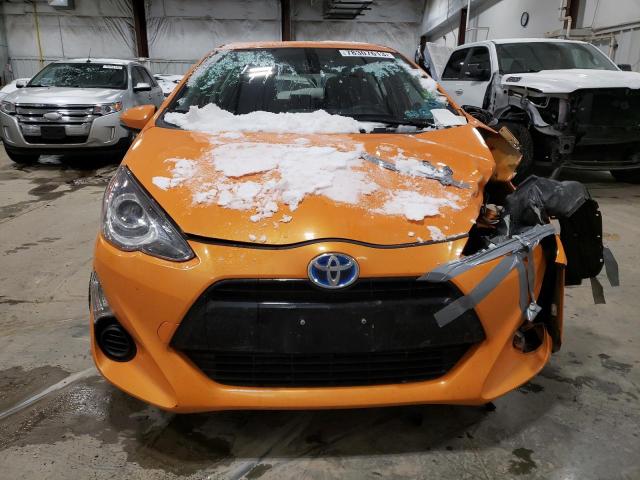 JTDKDTB31F1110273 - 2015 TOYOTA PRIUS C ORANGE photo 5