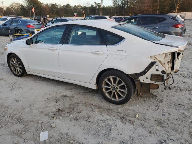 3FA6P0HD4HR137487 - 2017 FORD FUSION SE WHITE photo 2