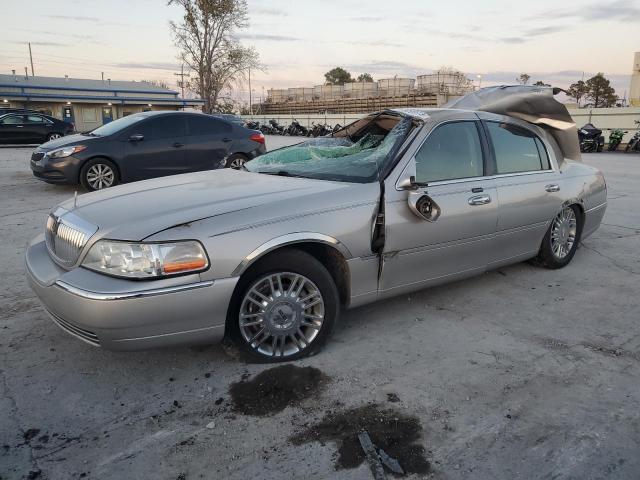 2008 LINCOLN TOWN CAR SIGNATURE LIMITED, 