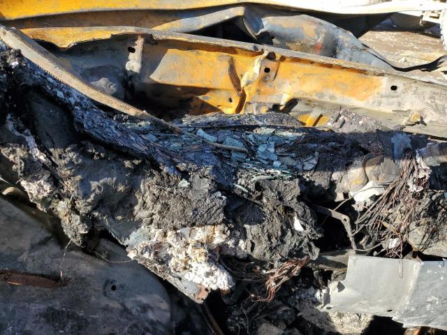 4T1BE32K25U596766 - 2005 TOYOTA CAMRY LE BURN photo 9