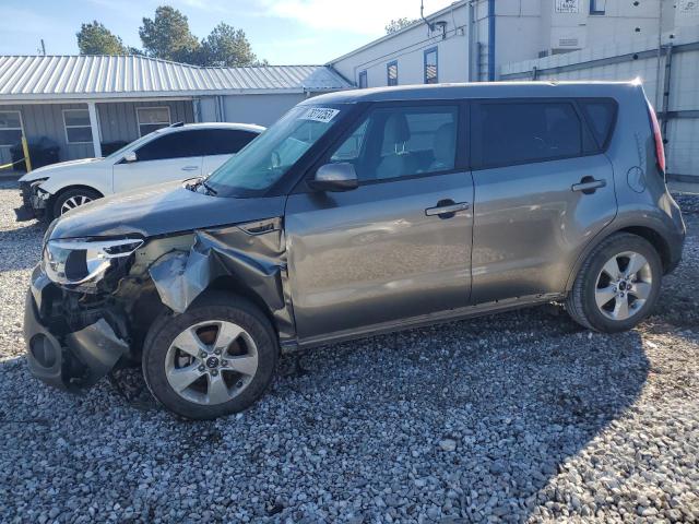 KNDJN2A21J7577257 - 2018 KIA SOUL GRAY photo 1