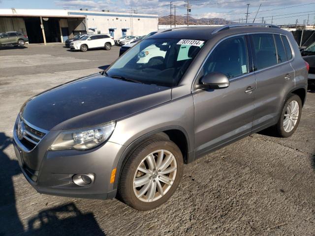 2011 VOLKSWAGEN TIGUAN S, 