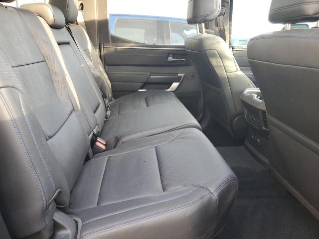 5TFNA5ABXPX022315 - 2023 TOYOTA TUNDRA CREWMAX PLATINUM Grau Foto 10