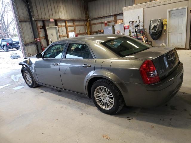 2C3KA43D19H528137 - 2009 CHRYSLER 300 LX GRAY photo 2