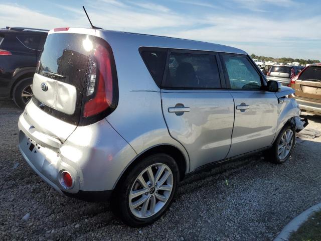 KNDJP3A56J7545849 - 2018 KIA SOUL + SILVER photo 3