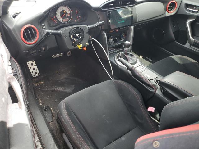 JF1ZNAA11F8710742 - 2015 TOYOTA SCION FR-S 白色 照片 8