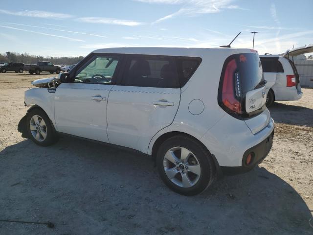 KNDJN2A28H7436602 - 2017 KIA SOUL WHITE photo 2