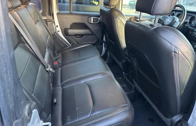 1C4JJXP60NW172988 - 2022 JEEP WRANGLER U SAHARA 4XE SILVER photo 6