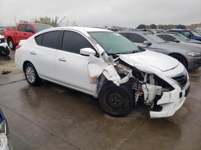 3N1CN7AP3HL842691 - 2017 NISSAN VERSA S WHITE photo 4