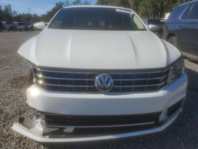 1VWBT7A31HC026065 - 2017 VOLKSWAGEN PASSAT SE WHITE photo 5