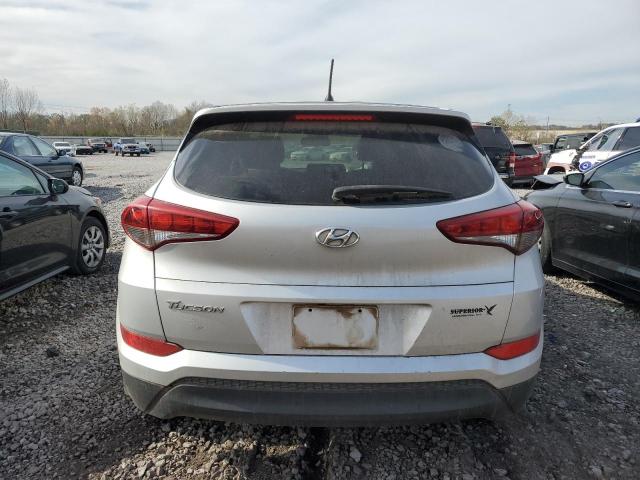 KM8J23A44JU648125 - 2018 HYUNDAI TUCSON SE SILVER photo 6