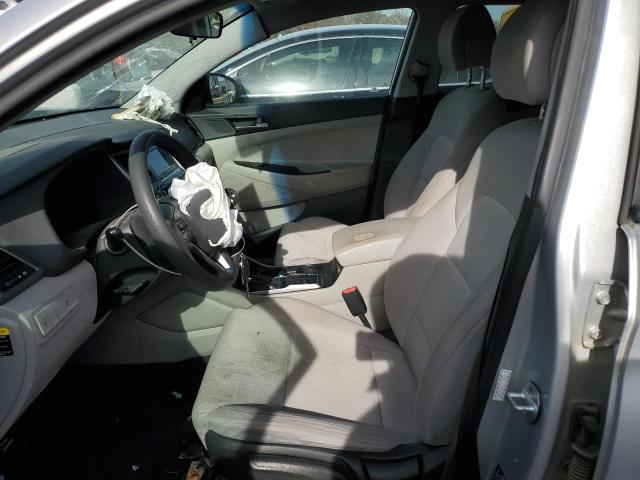 KM8J23A44JU648125 - 2018 HYUNDAI TUCSON SE SILVER photo 7