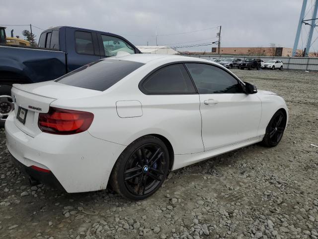 WBA2J7C04L7E76953 - 2020 BMW M240XI WHITE photo 3